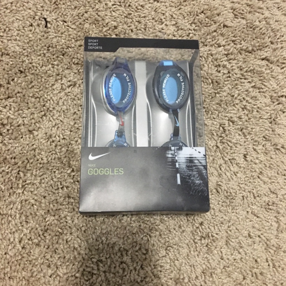 ❌SOLD❌Nike swim goggles